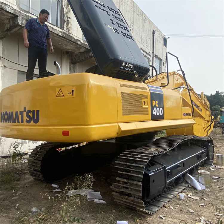 Komatsu pc400