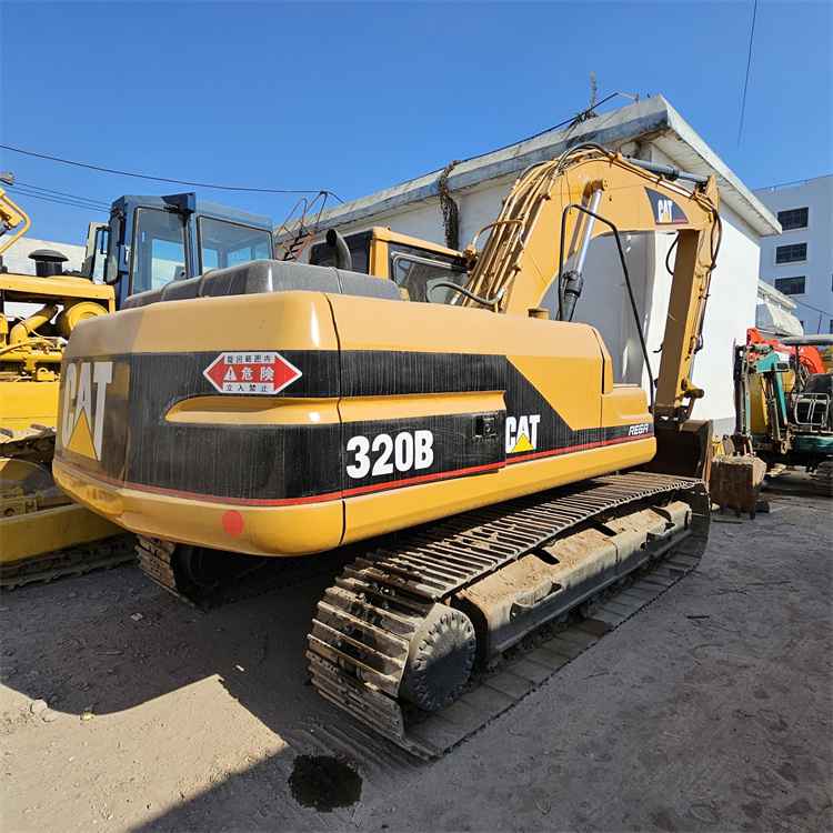 CAT 320B